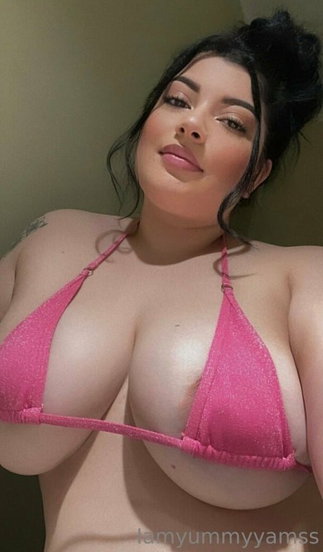 Iamyummyyamss photo 40