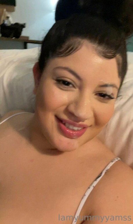 Iamyummyyamss photo 49