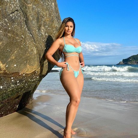 Iany Tassia photo 14