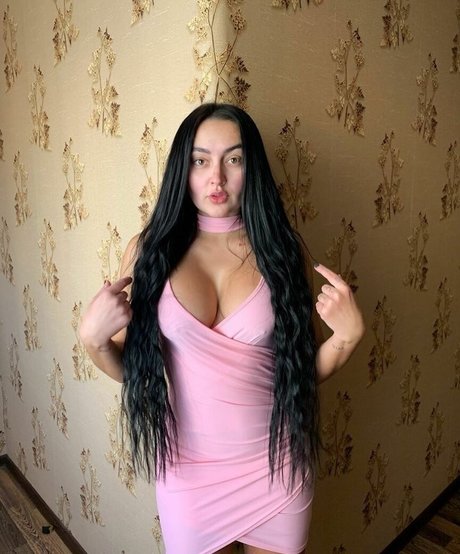 IconicDovile ???? Virgin photo 4