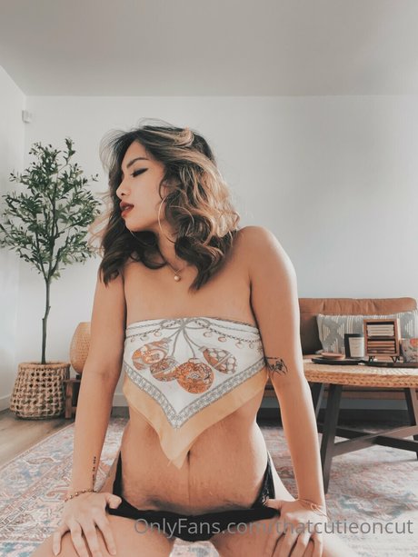 Ilah Dizon photo 19