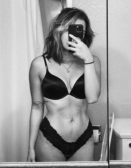 Ilah Dizon photo 98