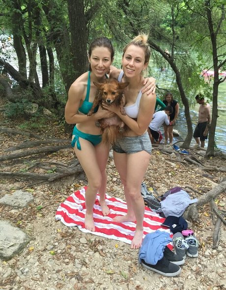 Iliza Shlesinger photo 18