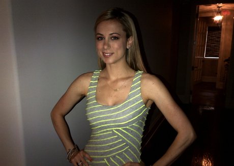 Iliza Shlesinger photo 110