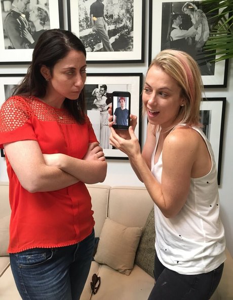 Iliza Shlesinger photo 124