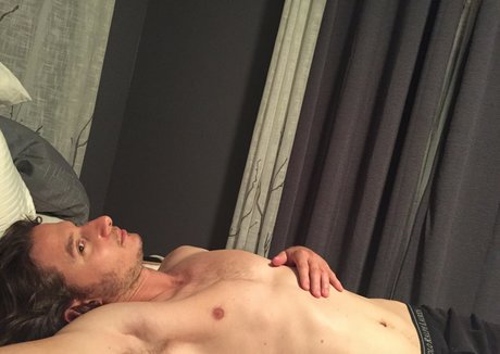 Iliza Shlesinger photo 156