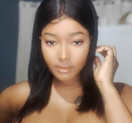 Ilovecaramel photo 36