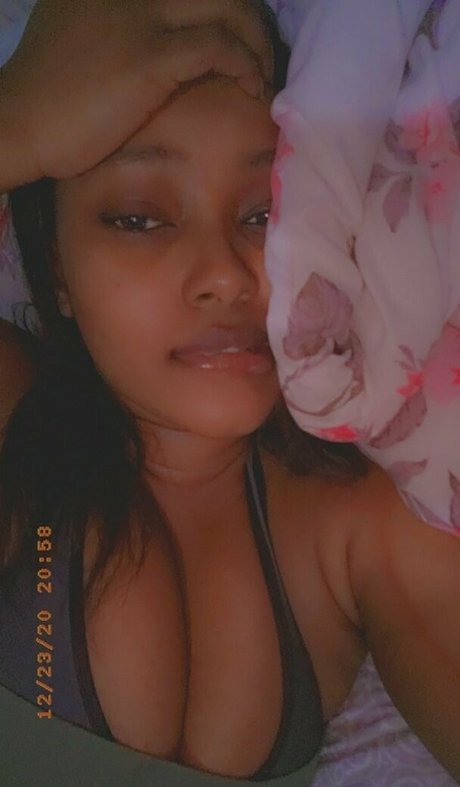 Ilovecaramel photo 50