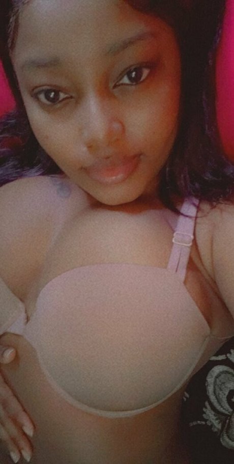 Ilovecaramel photo 64