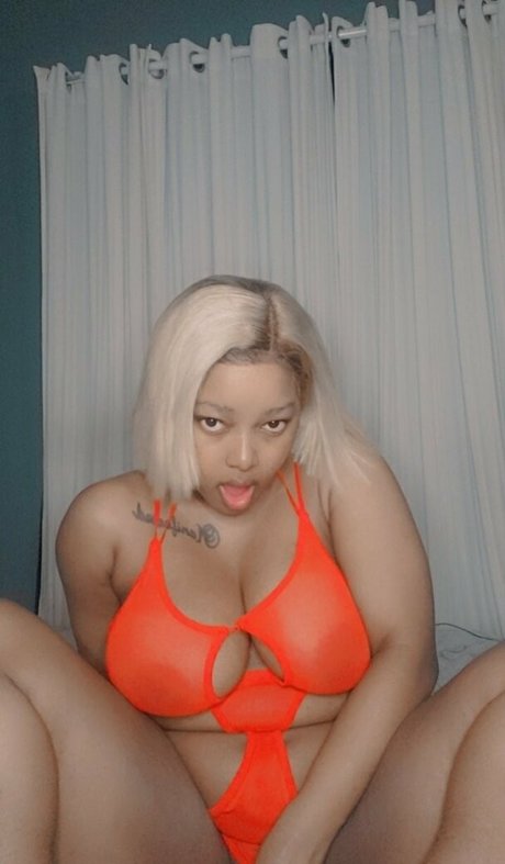 Ilovecaramel photo 72