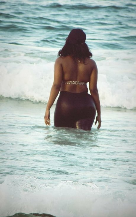 Ilovecaramel photo 75