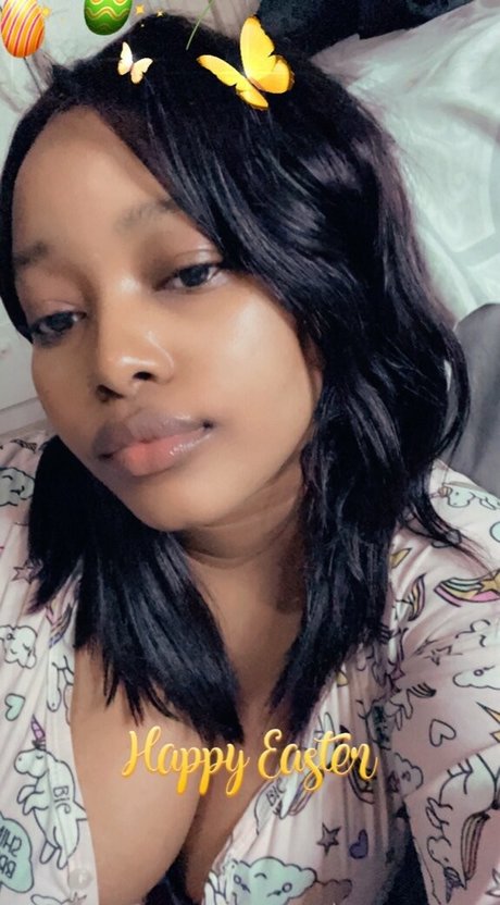 Ilovecaramel photo 80