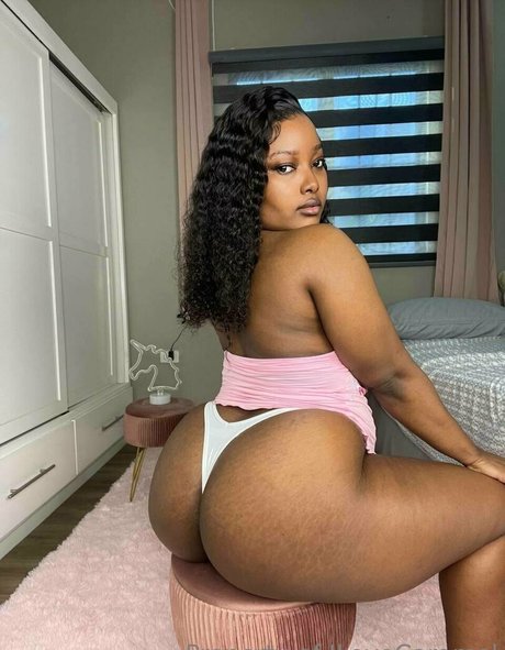 Ilovecaramel photo 131