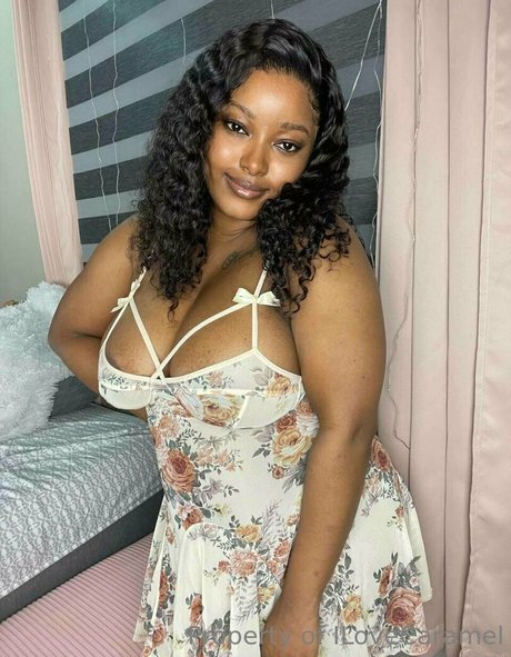 Ilovecaramel photo 136