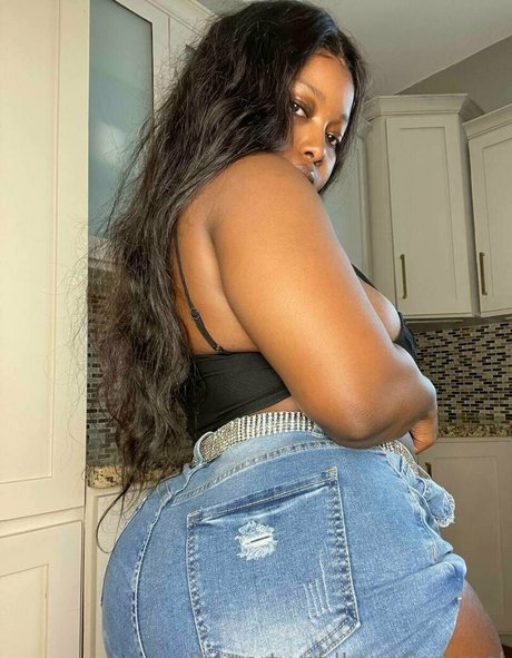 Ilovecaramel photo 176