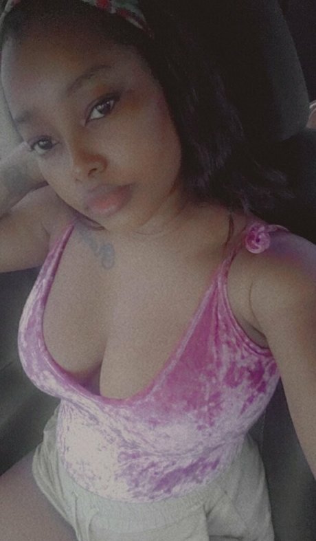 Ilovecaramel photo 181