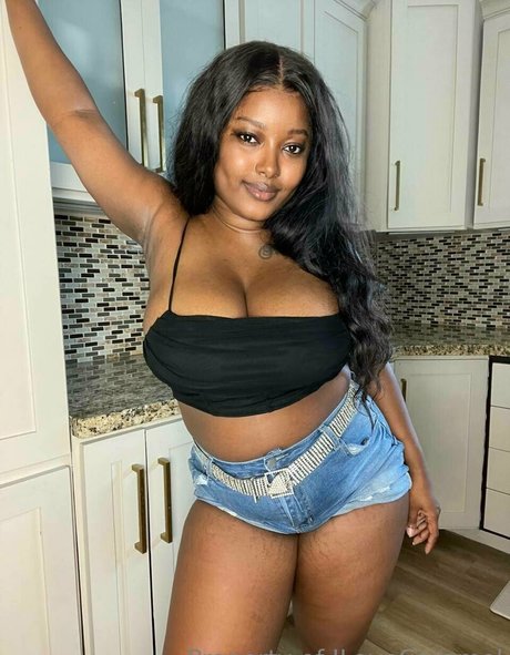 Ilovecaramel photo 185