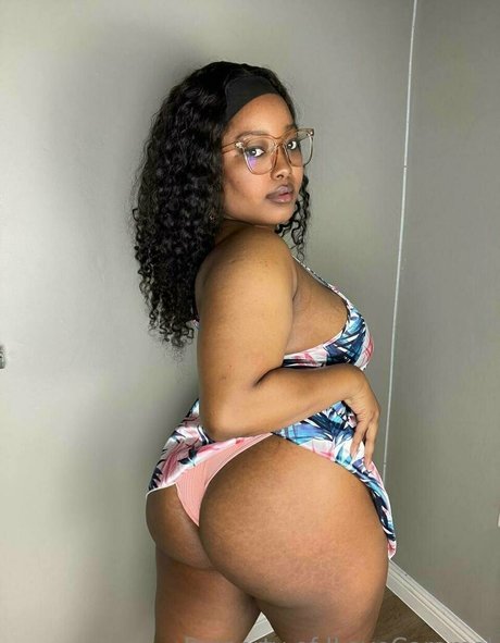 Ilovecaramel photo 233