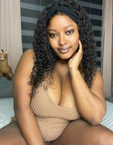 Ilovecaramel photo 302