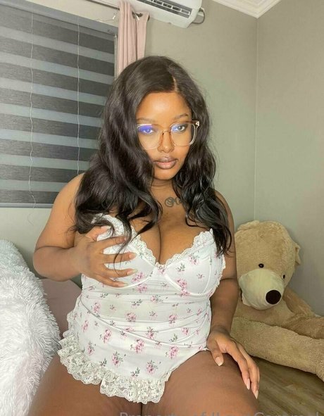 Ilovecaramel photo 317