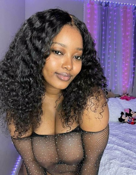 Ilovecaramel photo 326