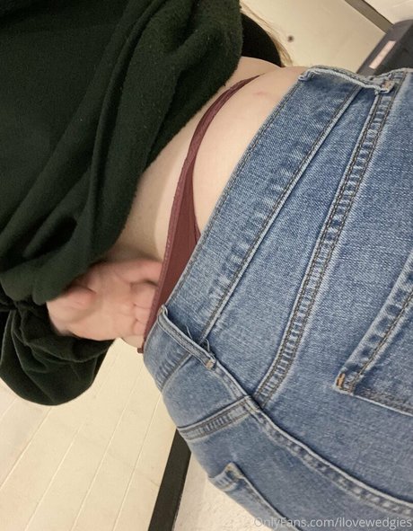 Ilovewedgies photo 55