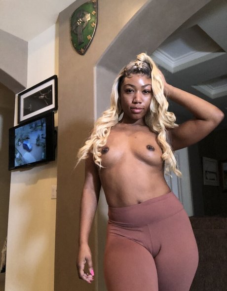 Iluvchanell_ photo 32