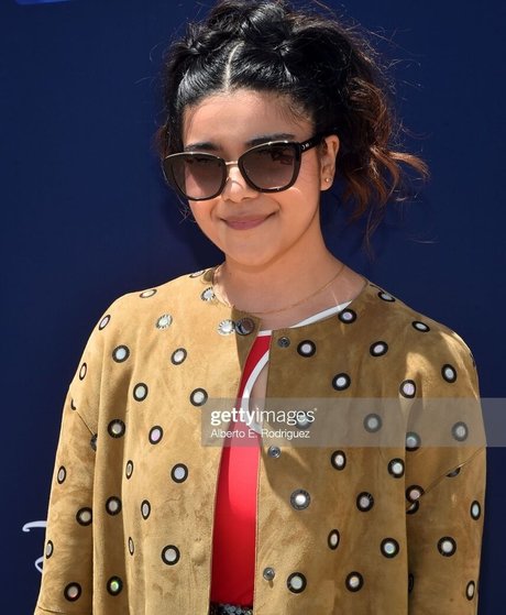 Iman Vellani photo 18