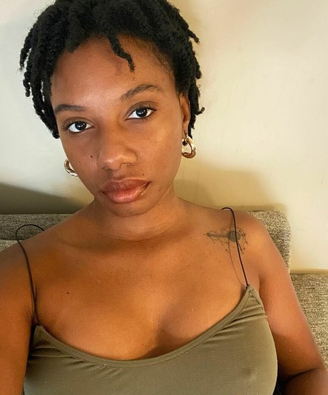 Imani Hakim photo 7