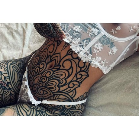 Imbellatrixx photo 40