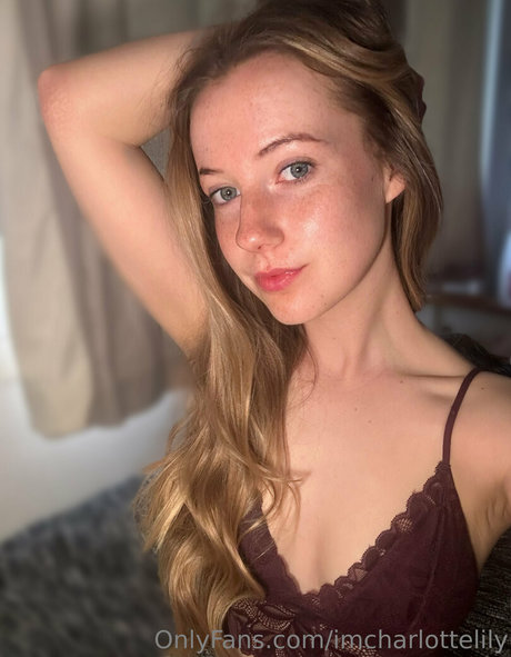 Imcharlottelily photo 113