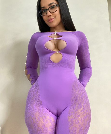 Imnailah_ photo 1