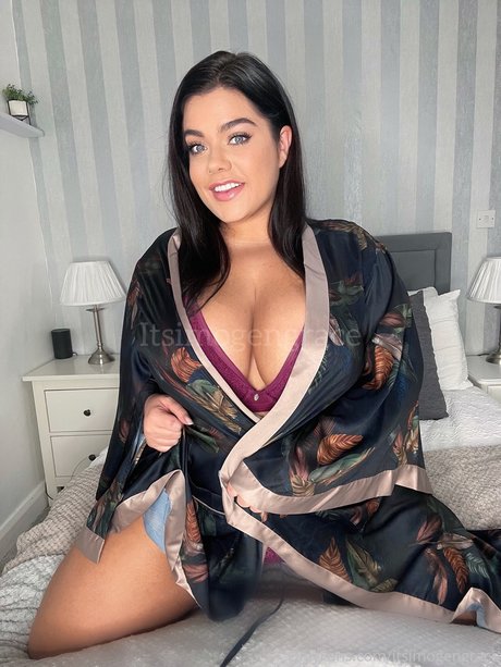 Imogen Grace photo 226