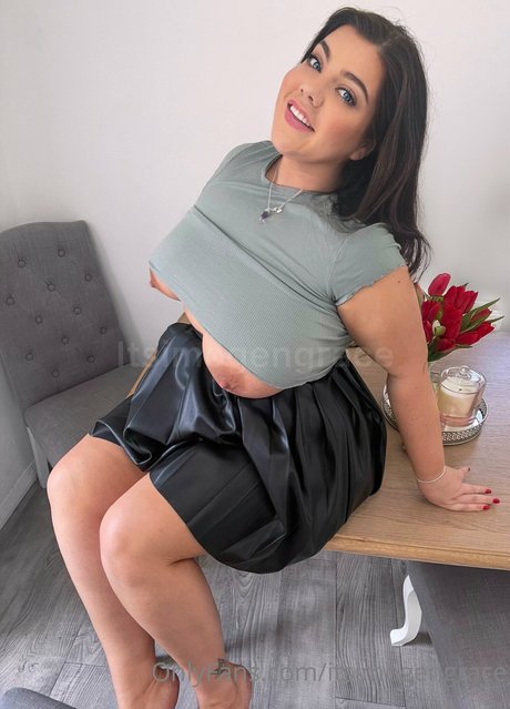 Imogen Grace photo 407