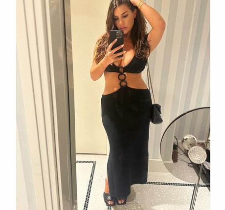 Imogen Thomas photo 100