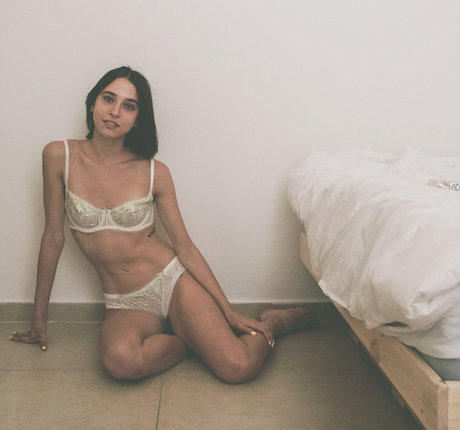 Inbal Yundler photo 11