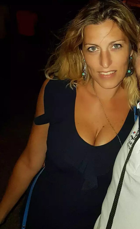 Incredible Milf photo 19