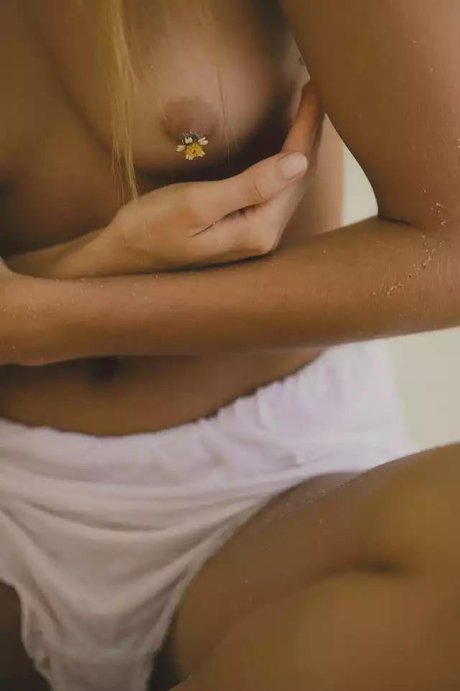 Inka Williams photo 39