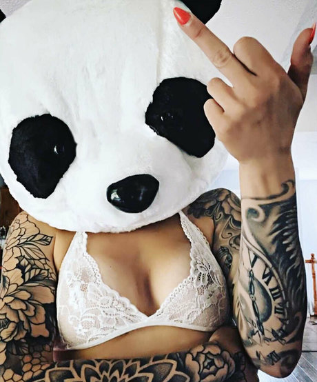 Inkedariesgirl photo 7