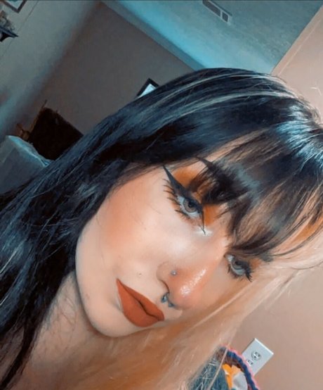 Intuitive.nymph photo 2
