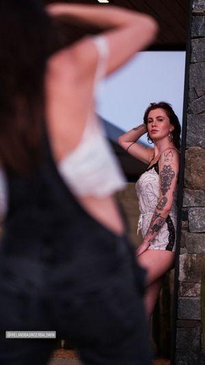 Ireland Baldwin photo 6