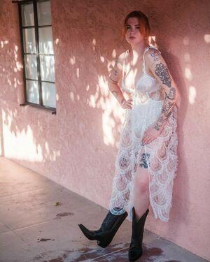 Ireland Baldwin photo 90