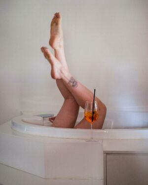 Ireland Baldwin photo 119