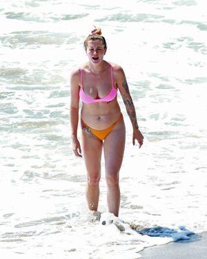 Ireland Baldwin photo 145
