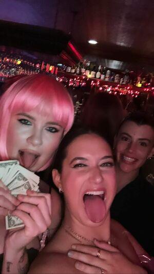 Ireland Baldwin photo 191