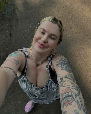 Ireland Baldwin photo 247
