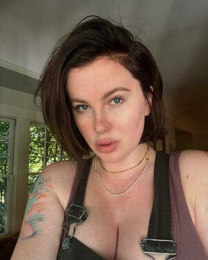 Ireland Baldwin photo 266