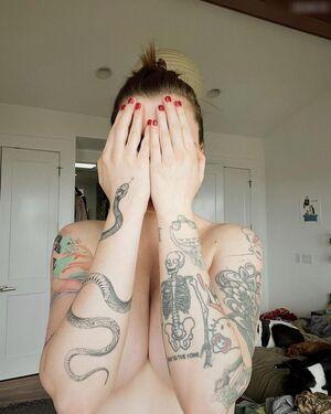 Ireland Baldwin photo 292