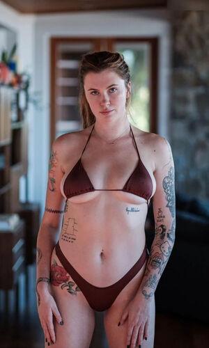 Ireland Baldwin photo 323