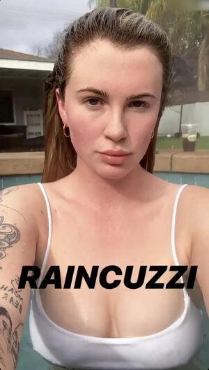 Ireland Baldwin photo 327